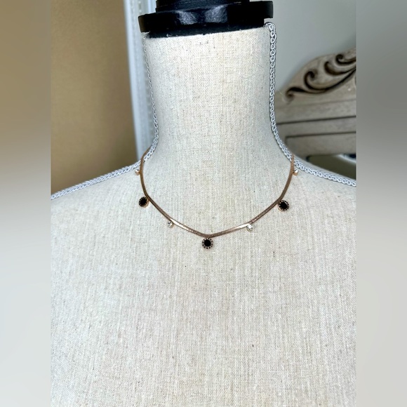 Beautiful necklace - Picture 6 of 8